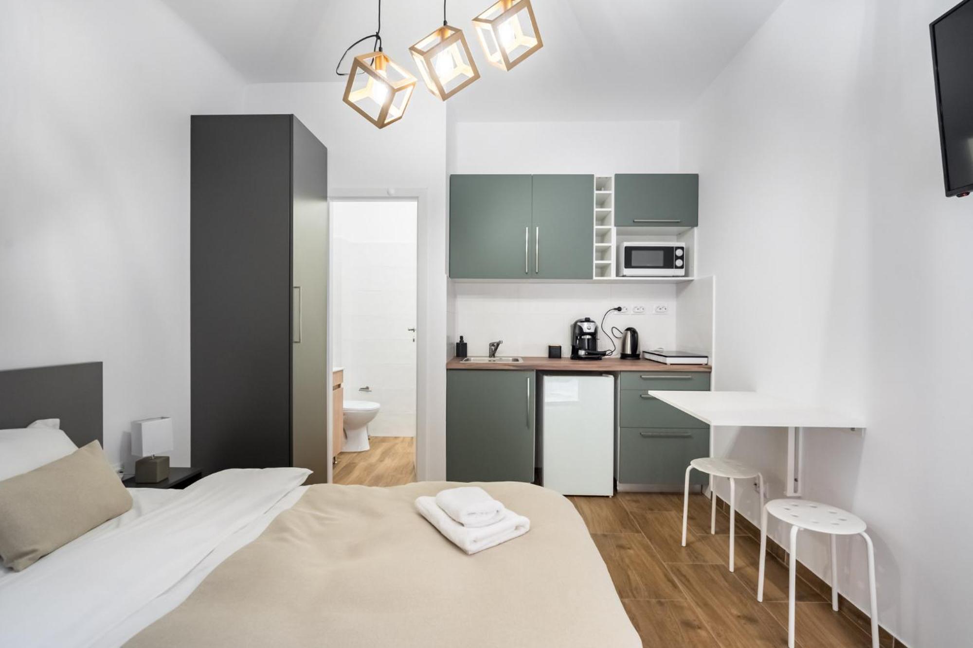 Urban Walls Apartments 5B بوخارست المظهر الخارجي الصورة