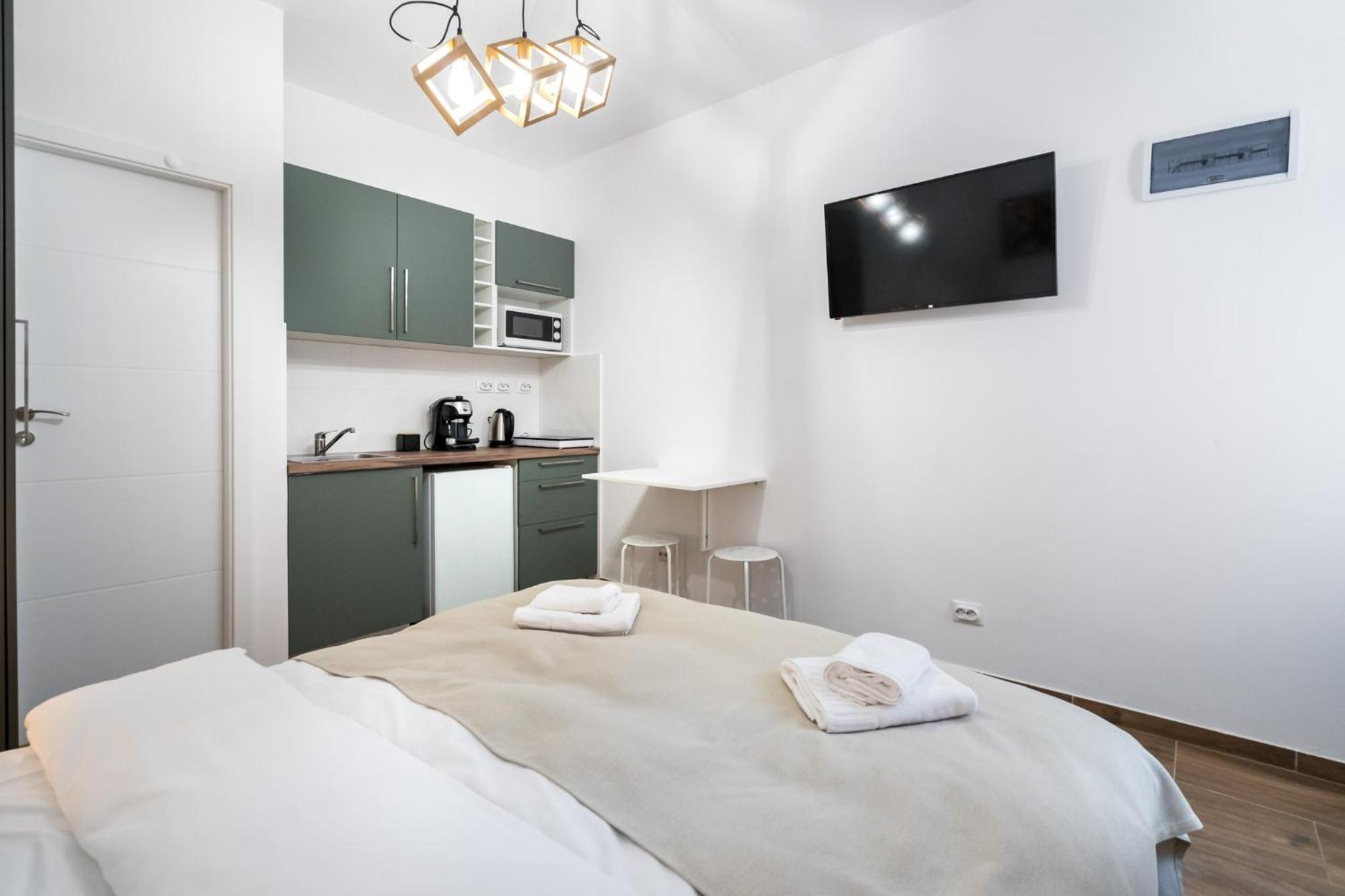 Urban Walls Apartments 5B بوخارست المظهر الخارجي الصورة