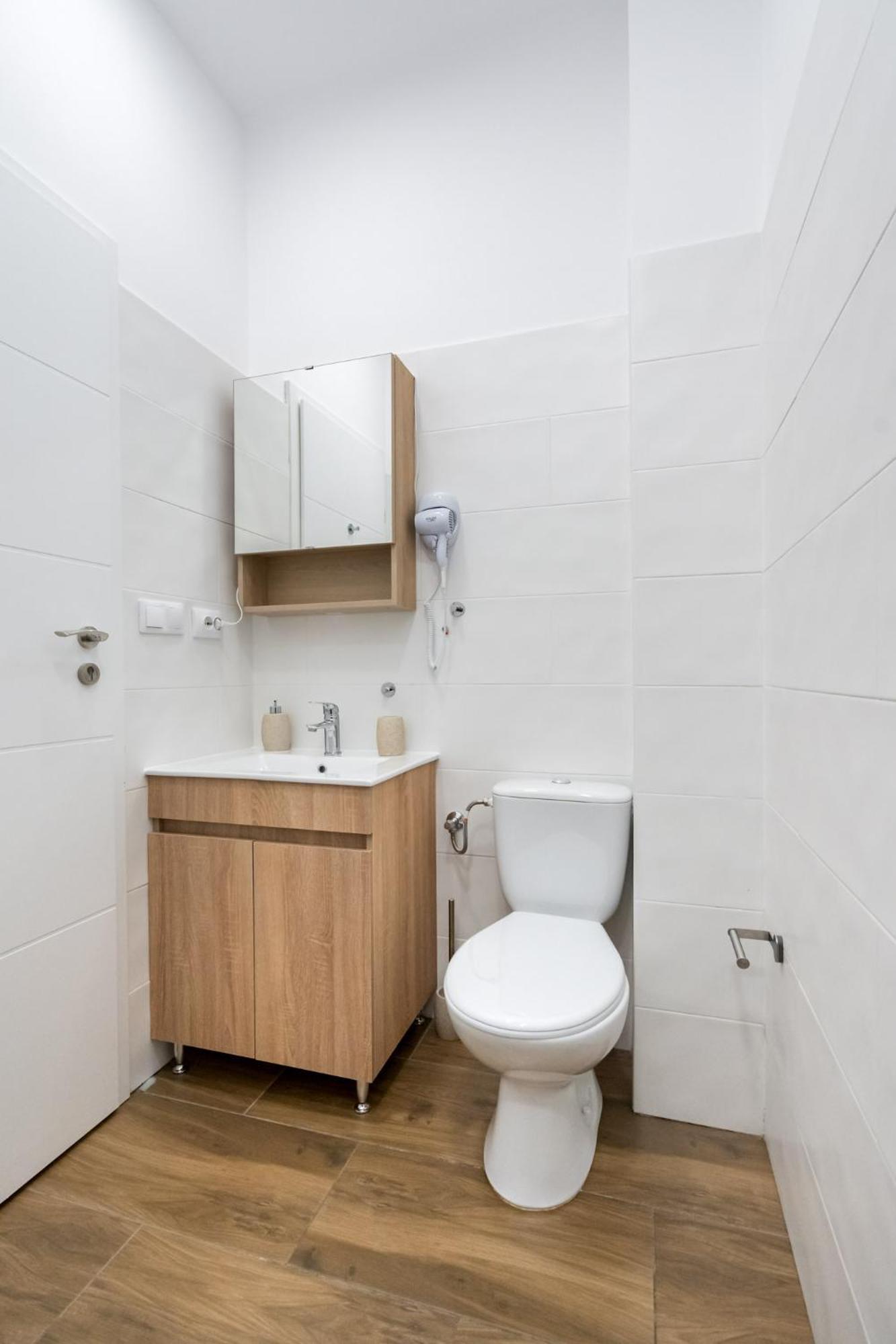 Urban Walls Apartments 5B بوخارست المظهر الخارجي الصورة